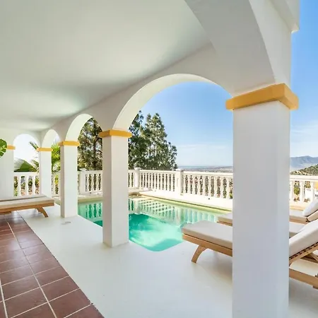 Villa Solazul In El Atabal, By Tcm *